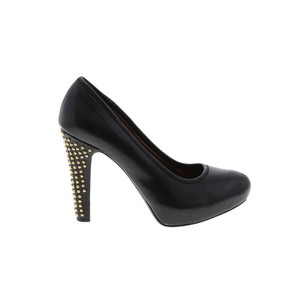 Rosegold Studded Black Leather Pumps